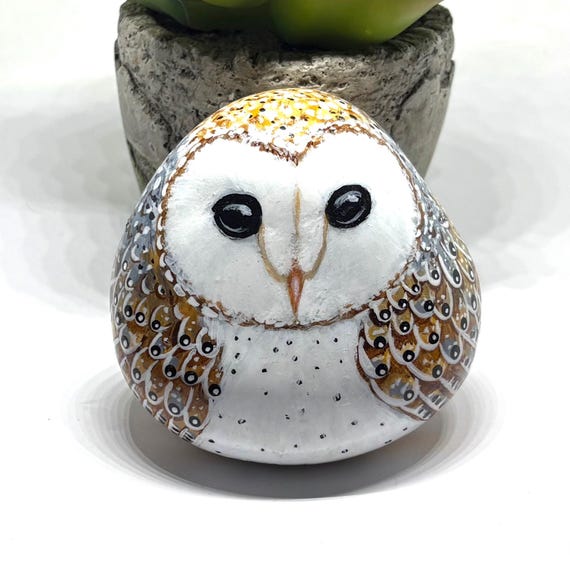 置物 59. The magnificent barn owl hand-painte 置物 59. The magnificent barn owl hand-painte Painted Resin