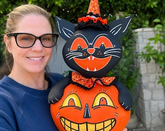 Retro Cat and Pumpkin Wreath Attachment, Pumpkin wreath add on, Retro Halloween decor, Handmade Fall decor, mantel display, black cat decor