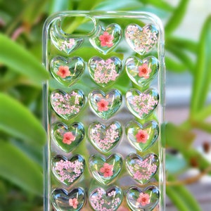 Fleurs roses séchées pressées en 3D Heart Shapes iPhone 11 11 Pro 11 Pro Max, iPhone X XS XS Max XR SE iPhone 6/6s 7 7 Plus 8 8 Plus Phone Case image 1