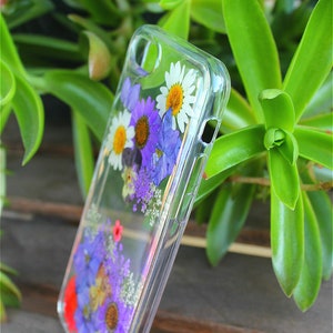 Pressed Flowers Purple Passion Daisy Samsung Galaxy S20, S10 Edge S10 Plus, S9 S9 Plus, S8 S8 Plus Note 20, Soft Silicone Phone Case image 3