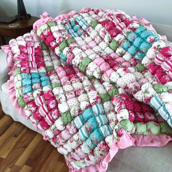 Popular!  Comfy and Cozy-Custom Handmade Bubble/Puff/Biscuit Quilt, Made to Order, Keepsake, Personalized, Wedding gift, Baby gift, Handsewn