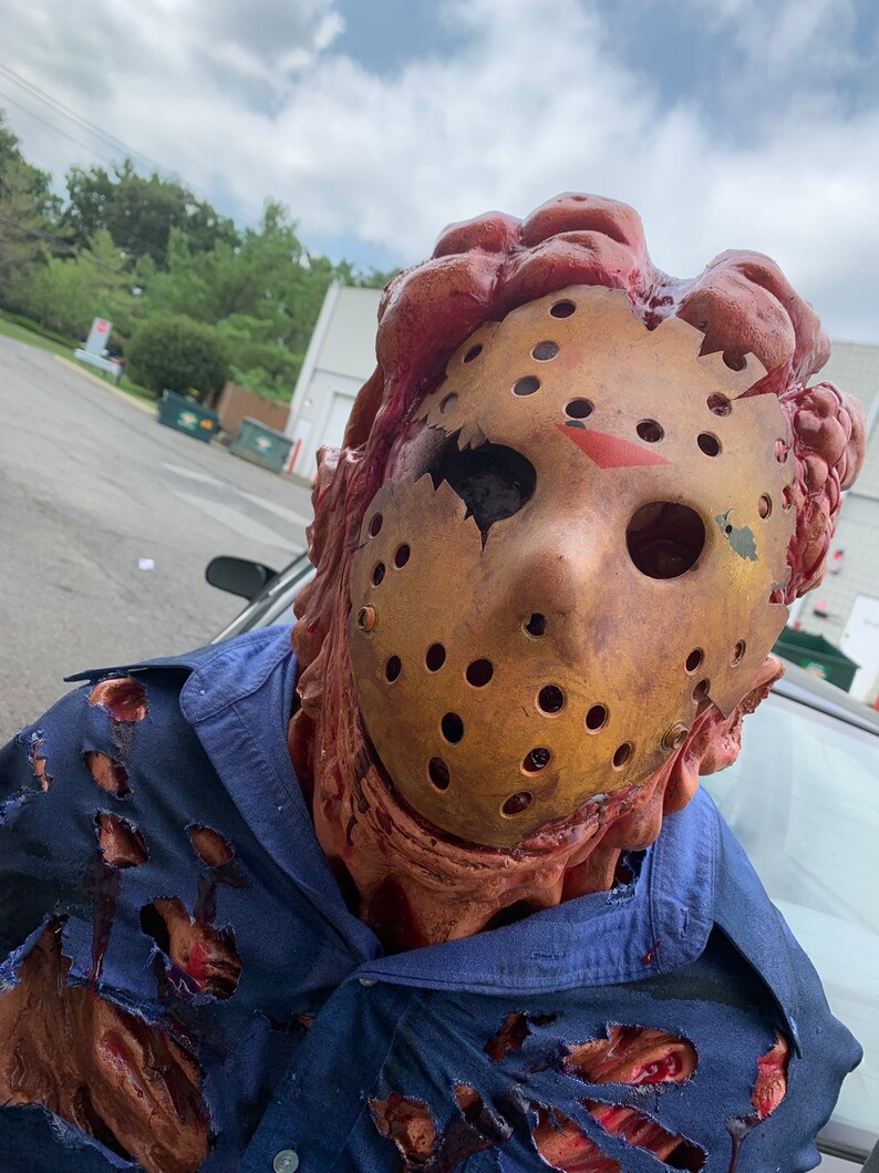 Jason goes to hell display bust friday the 13th kane hodder | Etsy