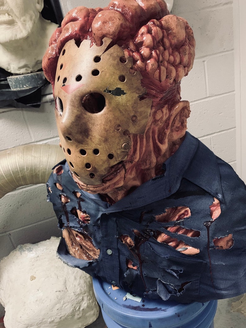 Jason goes to hell display bust friday the 13th kane hodder | Etsy