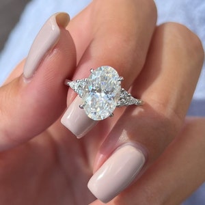 3 carat oval engagement ring Moissanite Oval Cut 12x8 three stone side ring Dimonds & Moissanite Pear