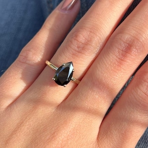 2ct black diamond, moissanite Solitaire engagement ring, Teardrop \ Pear Shape 4 Prong Setting