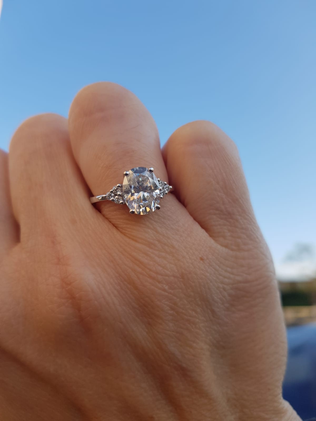 Moissanite and Dimonds Oval Engagement Ring 10x8 Oval 6 Diamond