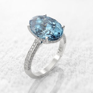 Custom Celebrity Oval Ring Genuine Aquamarine Engagement Ring ...