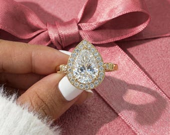 Birnenförmiger Moissanit-Ring mit Labordiamant-Halo, Kathedralen-Design