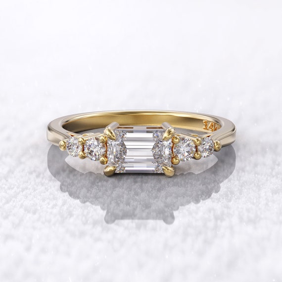Diamond 3-Stone Engagement Ring 1-1/4 ct tw Round 14K White Gold | Jared