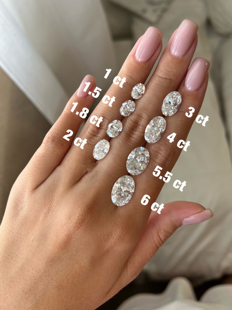 Förlovningsring med dold halo, 1,5 upp till 3 karat solitaire oval moissanitring, oval 14k, 1,5 mm tunn ring och 0,11 ct dold halo diamant bild 4