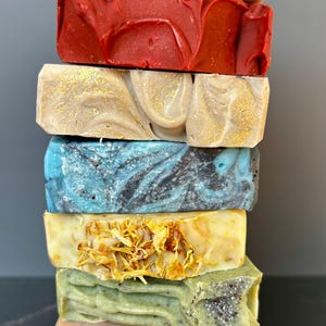 Gift Sets -  Soap Bundle - Handmade Soap Bars - Gift Boxes - Cold Process Soap - Custom Gift Sets - Free Gift
