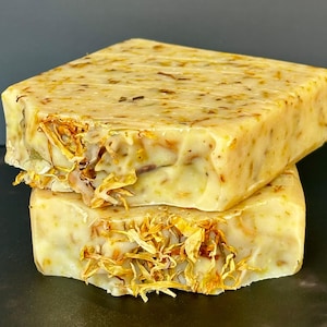 Calendula and Sweet Orange Soap Bar – Handmade Natural Soap with Goat’s Milk & Shea Butter – Cold Process Soap – Gift Idea - Essential Oils