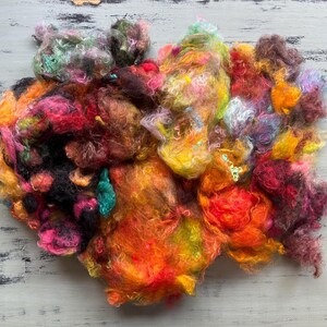 Colorful Colorways Wensleydale Wool Fluff (1-12+ inches) (Green, Purple, Blue, Yellow, Orange, Brown, Red, Pink)