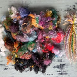 Colorful Wensleydale and Teeswater Wool Fluff (1-12+ inches)