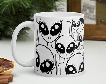 Alien White Glossy Mug, Fun Ufo Coffee Cup, Cosmic Aliens Tea Mug, ET Outer Space Lover Gift, Minimal Sci Fi Gifts, Minimalistic Drinkware