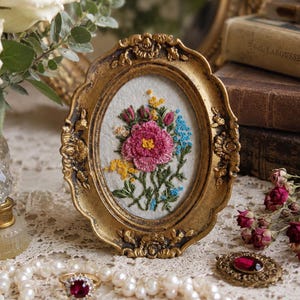 Mini blombroderikonst sommarbukett, vintage botanisk dekor, liten 3D-blommor, romantisk present till henne