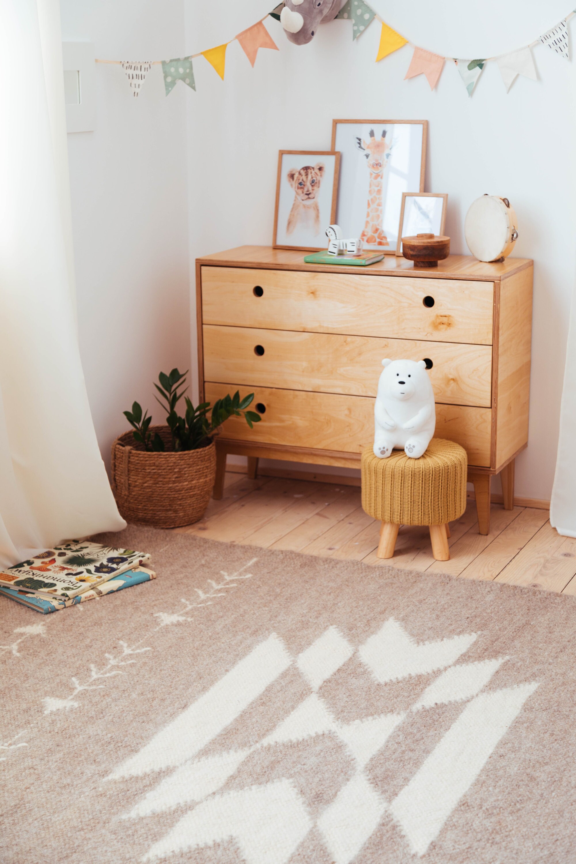 Neutral Beige Aztec Rug With White Pattern 5x7, Large Wool Area Rug ...