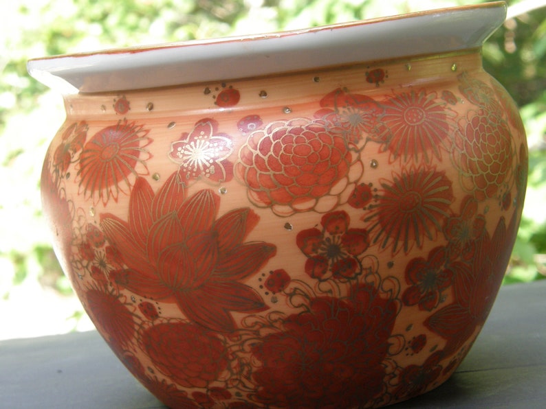 Imari Shuho Planter vase cache