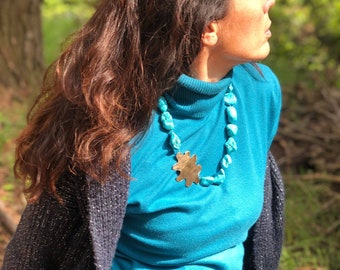 Necklace with turquoise Aulite and bronze clasp