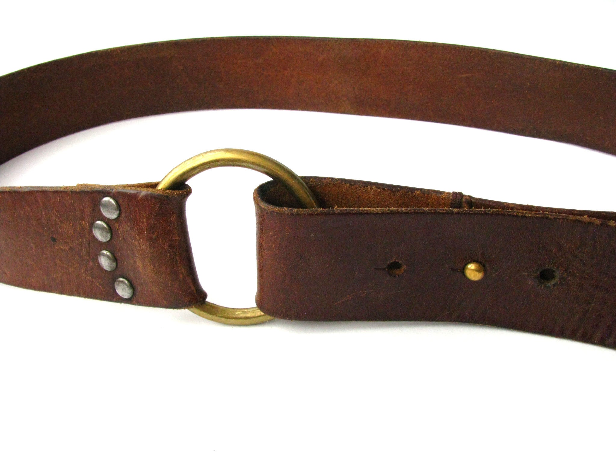 buckleless leather belt