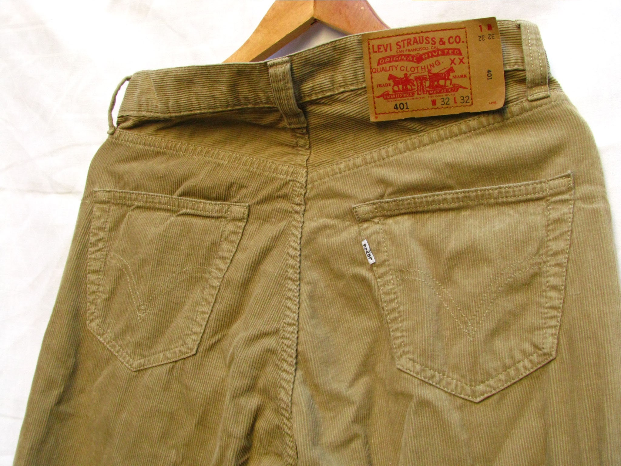 Vintage 401 Levis Corduroy Jeans 32W31L White Tab Classic - Etsy Vintage 401 Levis Corduroy Jeans 32W31L White Tab Classic - Etsy