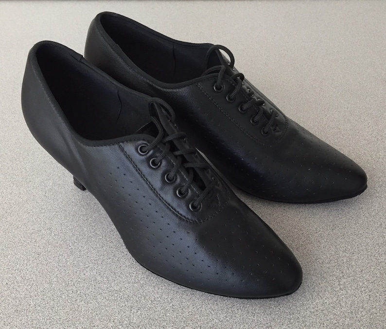 Good Condition 2 12 inch heel Size 7 12 Black Dance Shoes with Laces Star Dance Shoes Vintage Ballroom Dance Shoes