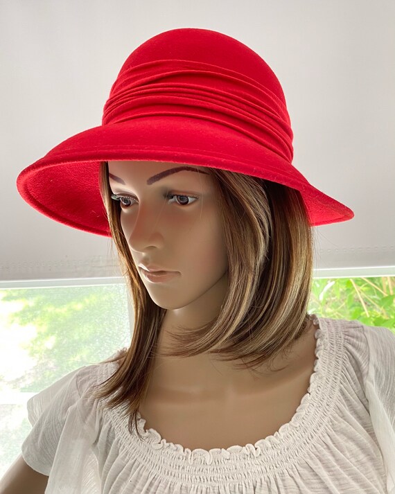 Red Felt Hat Doeskin 100% Wool Fedora 