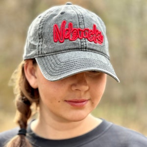 Nebraska Embroidered Hat: Women&#39;s Washed Canvas State Cap