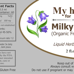 Pode incluir: Um r&oacute;tulo para uma garrafa de 60 ml de extrato de ervas l&iacute;quidas de aveia leitosa. O r&oacute;tulo &eacute; branco com texto castanho e um gr&aacute;fico de flores roxas. O r&oacute;tulo inclui o texto "Minhas ervas para voc&ecirc;" e "Aveia leitosa (planta fresca org&acirc;nica)".