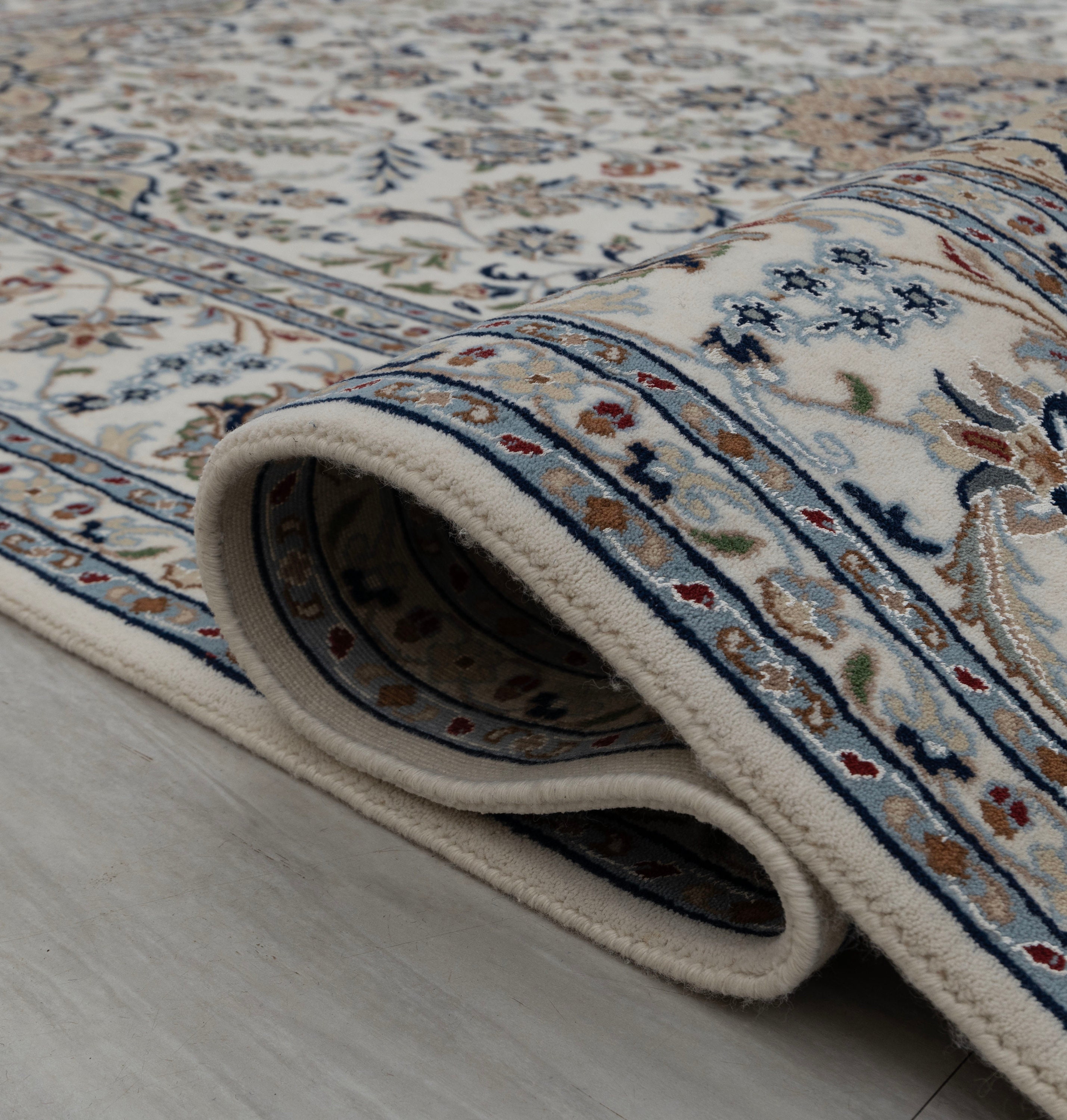 Ivory Cream Medallion High Quality Hand Knotted Persian Design Indo ...