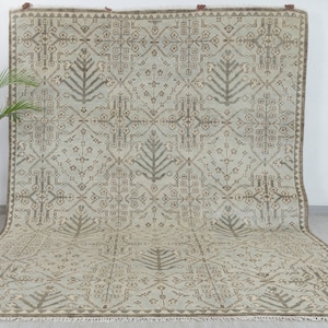 Soft Green Grey Turkish Wool Oushak Design Hand Knotted Hand Spun Wool Rug #Customise in Any Size.SE-2