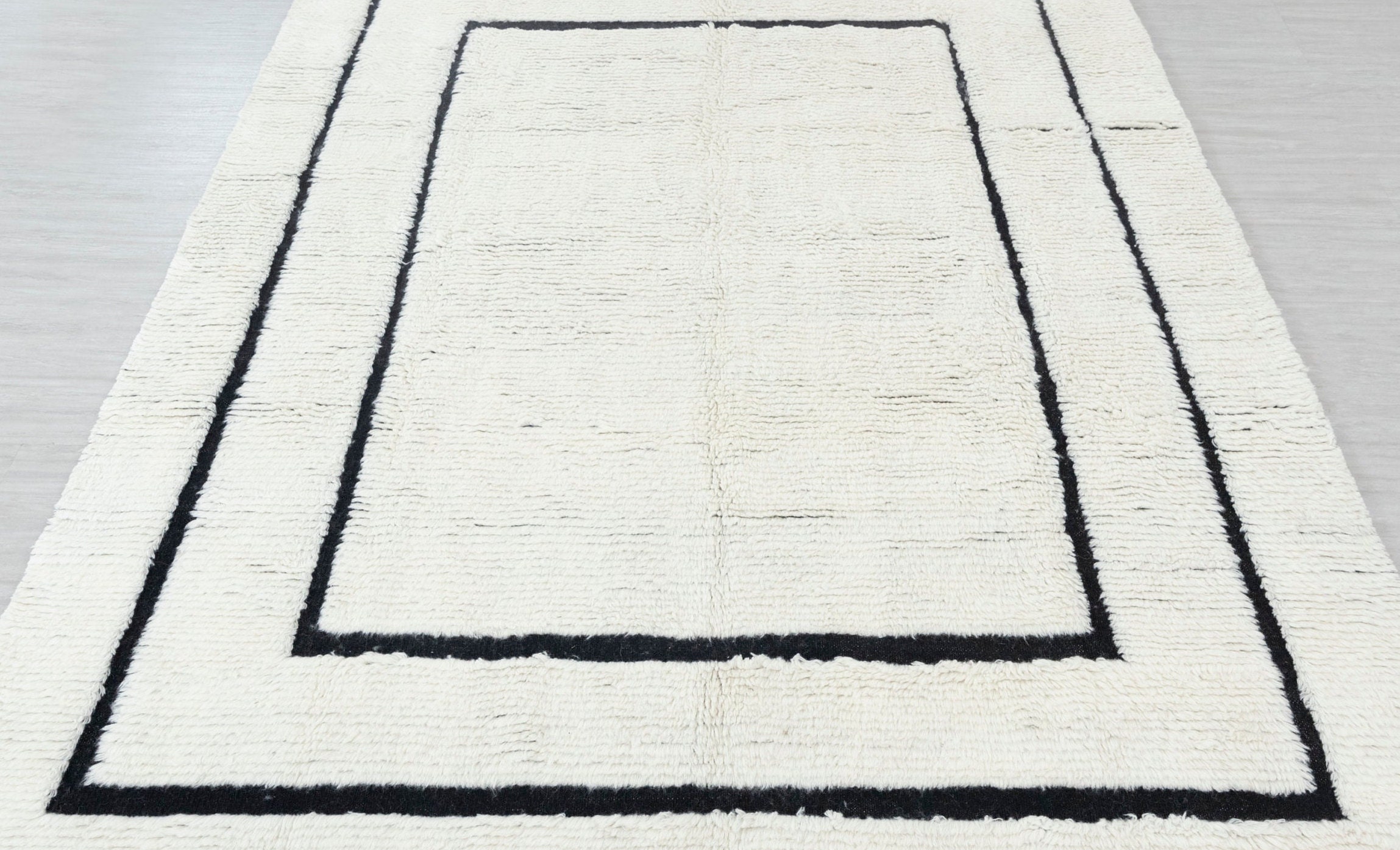 White Black Double Border Soft Wool Rug Moroccan Beni Ourain Hand