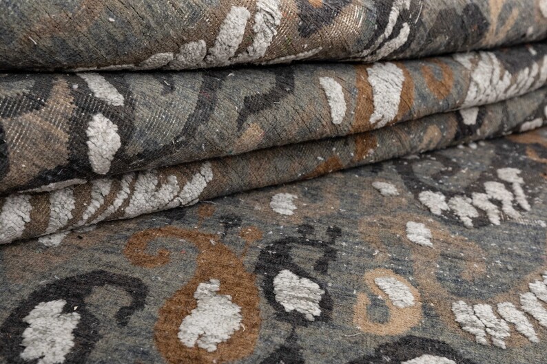 8x10 Area Rug Wool Ikat Low Pile Vintage Finish Rug #2678(242x300 Cms.) image 8