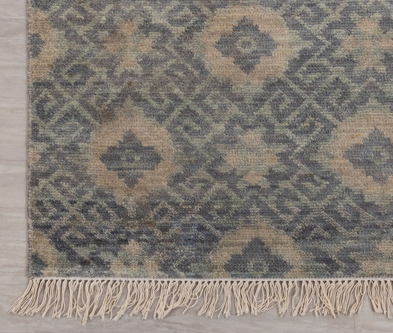 #5362-B 3x5 Rug Traditional Rug Modern Handmade Wool Rug 90x150 Cms.