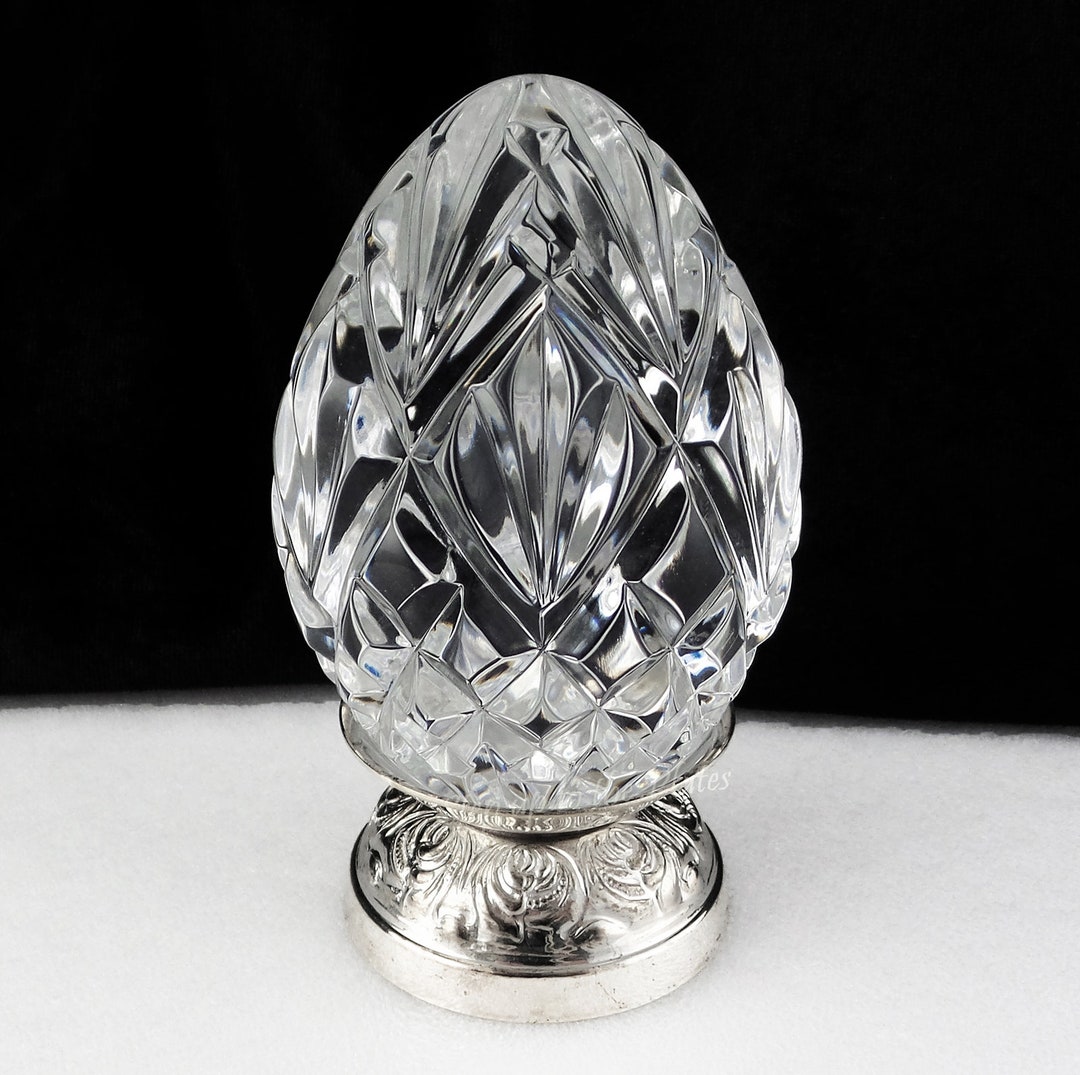Waterford Crystal Annual EGG on Repousse Silver Stand 1994 5th Edition