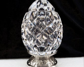 Waterford Crystal Annual EGG on Repousse Silver Stand 1992 3rd Edition Ireland Made Easter & Beyond Sculpture Paperweight