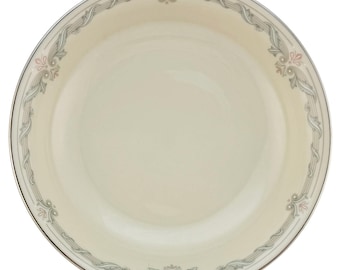 Lenox KINGSTON Soup Pasta Bowl Rimmed Coupe 7 5/8" Cosmopolitan Collection with Platinum Rim