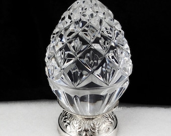 Waterford Crystal Annual EGG on Repousse Silver Stand 1998 9th Edition Ireland Made Easter & Beyond Sculpture Paperweight
