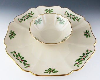 Lenox China HOLIDAY Chip & Dip Bowl Shrimp Veggies Gourmet Appetizer Xmas Server
