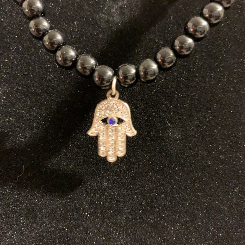 Hamsa choker