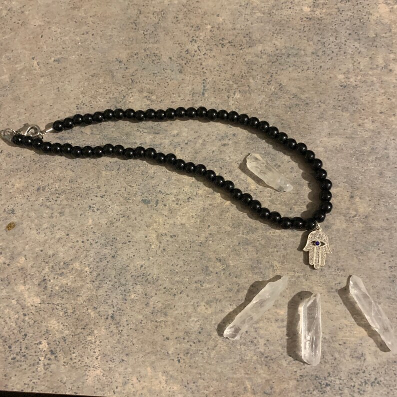 Hamsa choker