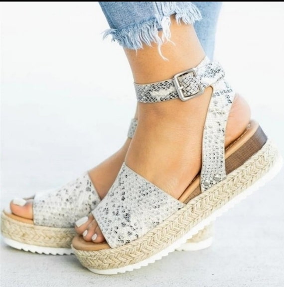 Step By Step Snakeskin Platform Sandals