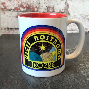 Tazza del film Alien Nostromo, tazza della toppa dell'equipaggio Weyland Yutani Nostromo, tazza Xenomorph, regalo alieno, tazza regalo film horror