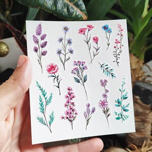Little Summer Flowers Tattoo Set (13 tattoos) - Summer Flowers Tattoos / Floral Tattoos / Tattoos for Women / Tiny Flower Tattoos / Tiny