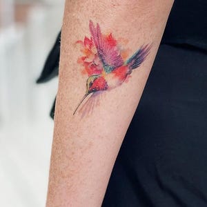 Colibrí en acuarela - Tatuaje temporal / Tatuaje de colibrí en acuarela / Tatuaje de colibrí lindo / Tatuaje de animal / Tatuaje de pájaro / Tatuaje lindo