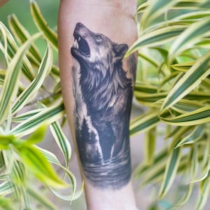 Lone Wolf Howling - Wolf Temporary Tattoo / Lone Wolf Tattoo / Howling Wolf Tattoo / Wolf Forest Tattoo / American Wolf Tattoo / Wolf Nature
