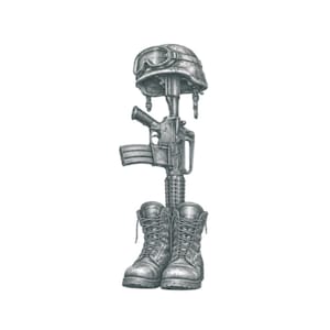 Könnte beinhalten: Eine monochrome Bleistiftzeichnung eines militärischen Denkmals. Ein Paar geschnürte Kampfstiefel steht an der Basis und stützt ein vertikales Gewehr mit befestigtem Magazin, das von einem Kampfhelm mit darauf liegender Schutzbrille gekrönt wird.