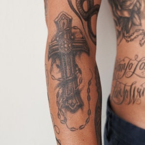 Cross with Rosary - Religious Temporary Tattoo / Cross Tattoo / Rosary Tattoo / Faith Tattoo / Realistic Tattoo / Cross with Rosary Tattoo