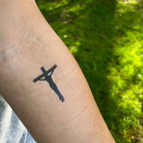 Crucifixion Tattoo (Set of 2) - Crucifixion Temporary Tattoo / Crucifix Tattoo / Religious Tattoo / Cross Tattoo / Jesus Tattoo / Faith