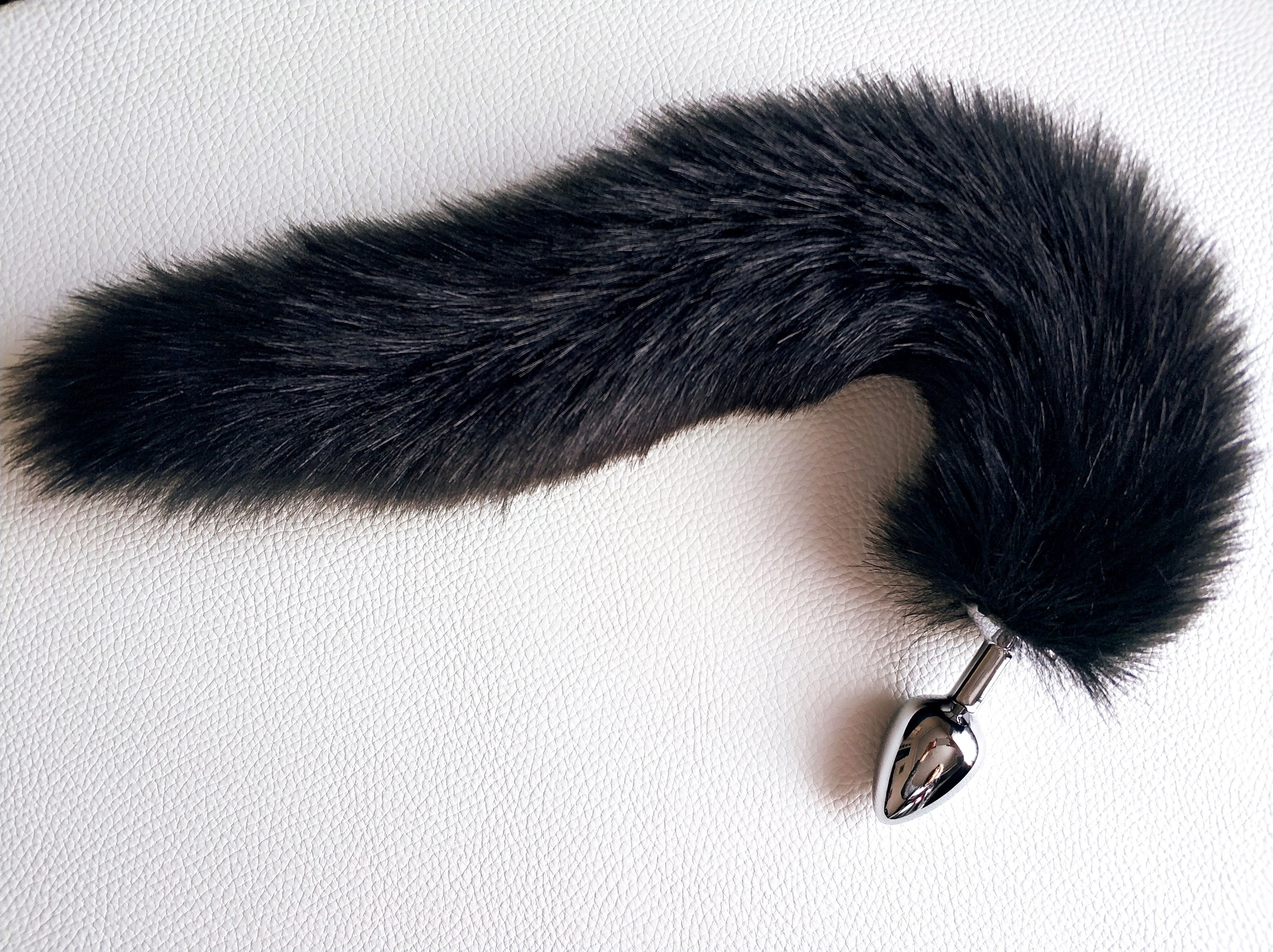 Multiple colors sizes 40cm length Faux Fur Fox Cat Tail with Metal Plug.